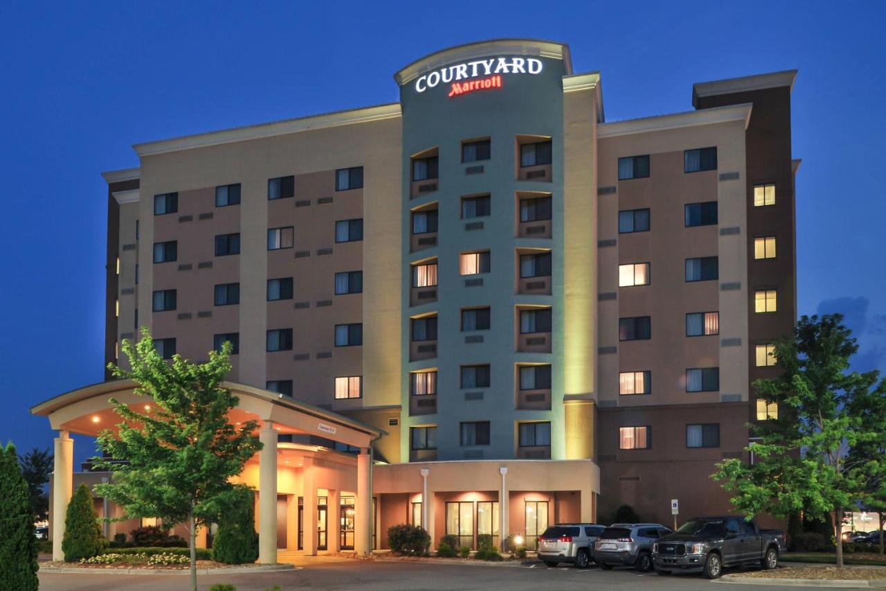 Отель Courtyard Charlotte Конкорд Экстерьер фото