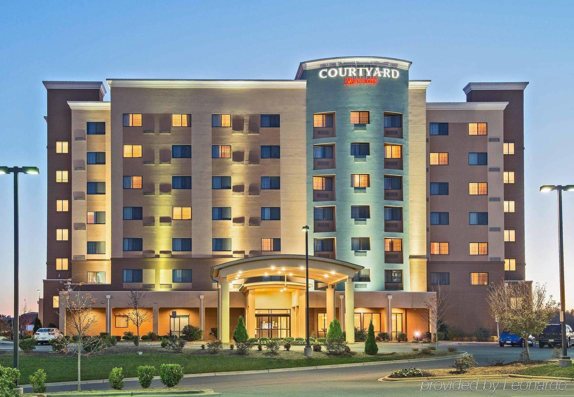 Отель Courtyard Charlotte Конкорд Экстерьер фото