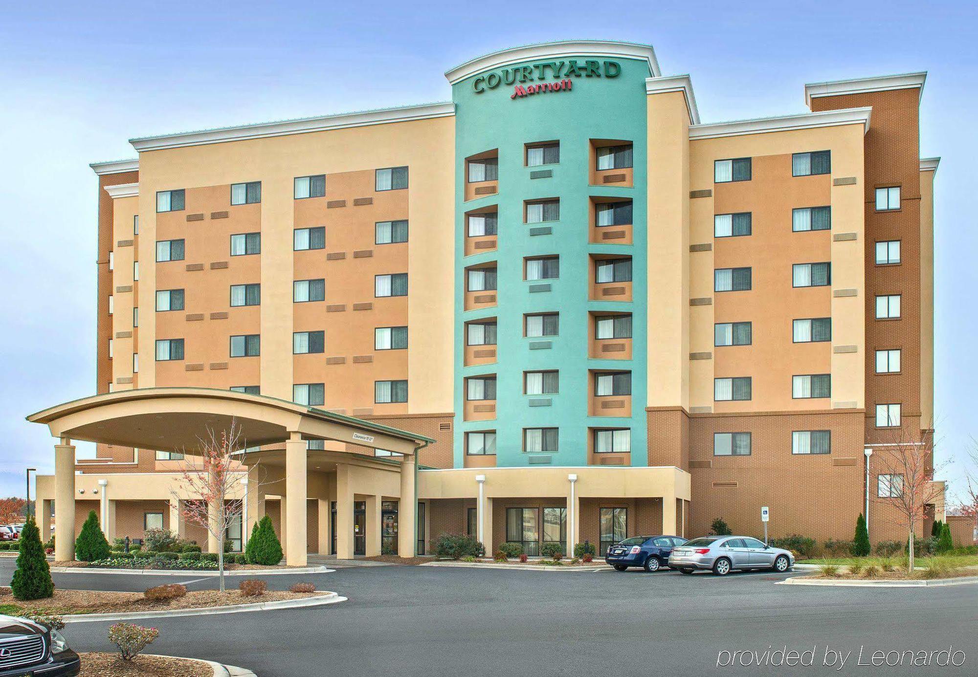 Отель Courtyard Charlotte Конкорд Экстерьер фото