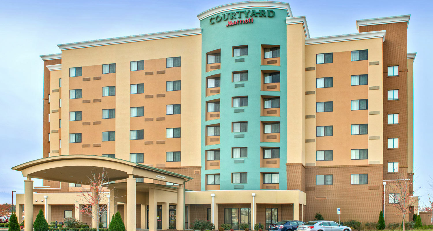 Отель Courtyard Charlotte Конкорд Экстерьер фото